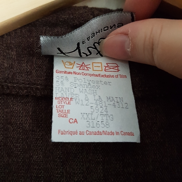 Ruffle Cardigan - Picture 5 of 9